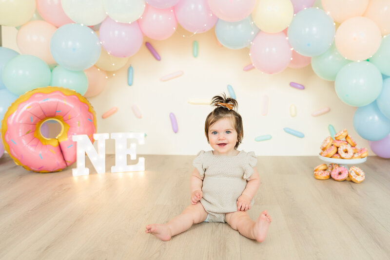 Joyful-Cake-Smash-Photo-Session