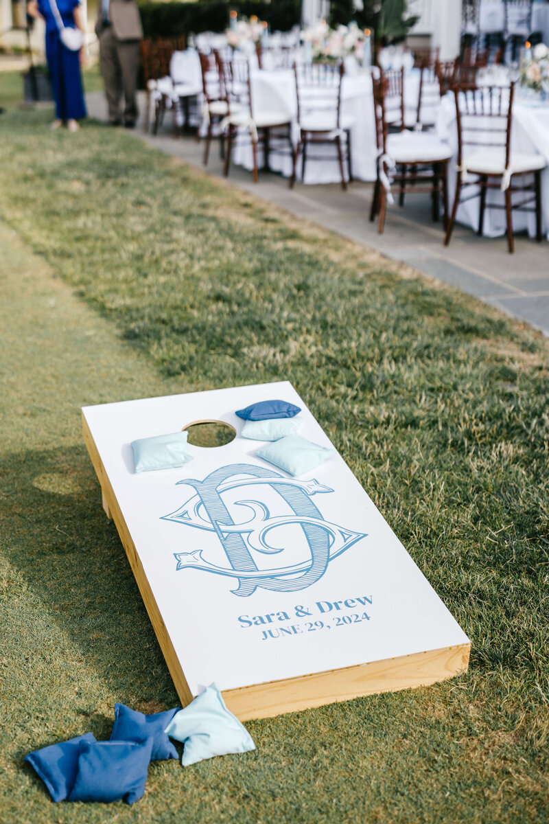 custom-wedding-cornhole-boards-monogram
