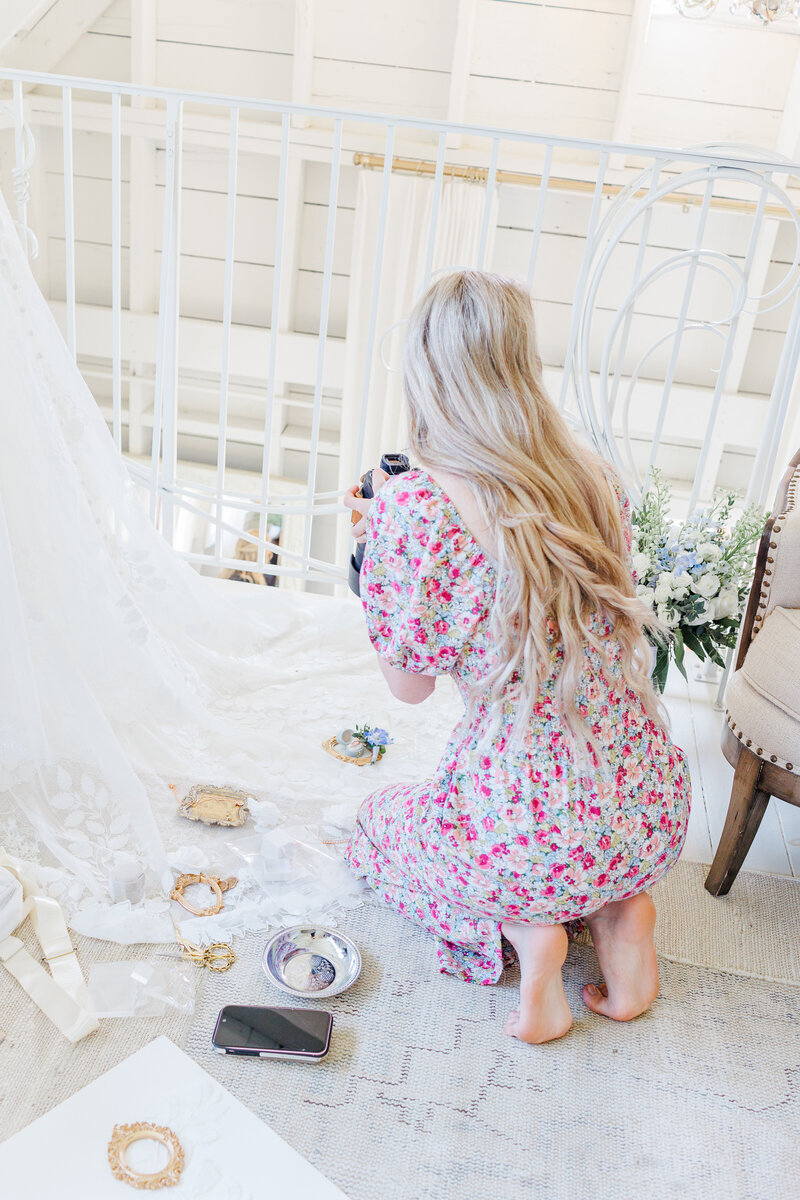 moments-by-danielle-nicole-1