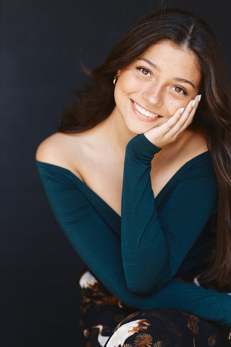 simple and clean studio headshots for teen girls in Los Angeles, California