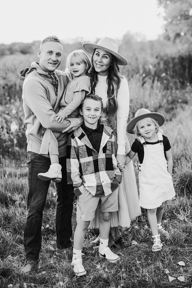 Black and white family photo in the Fort Collins area