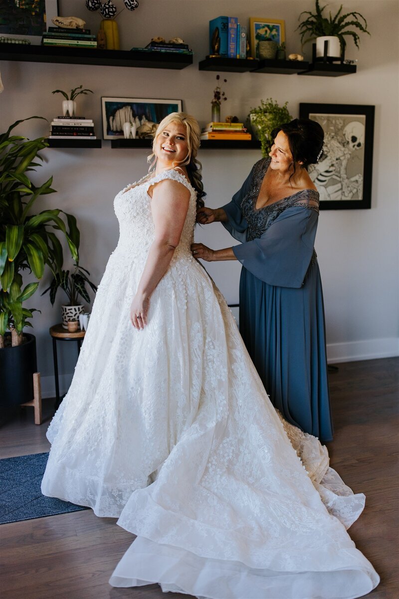 06-The-Arbory-Wedding-dress