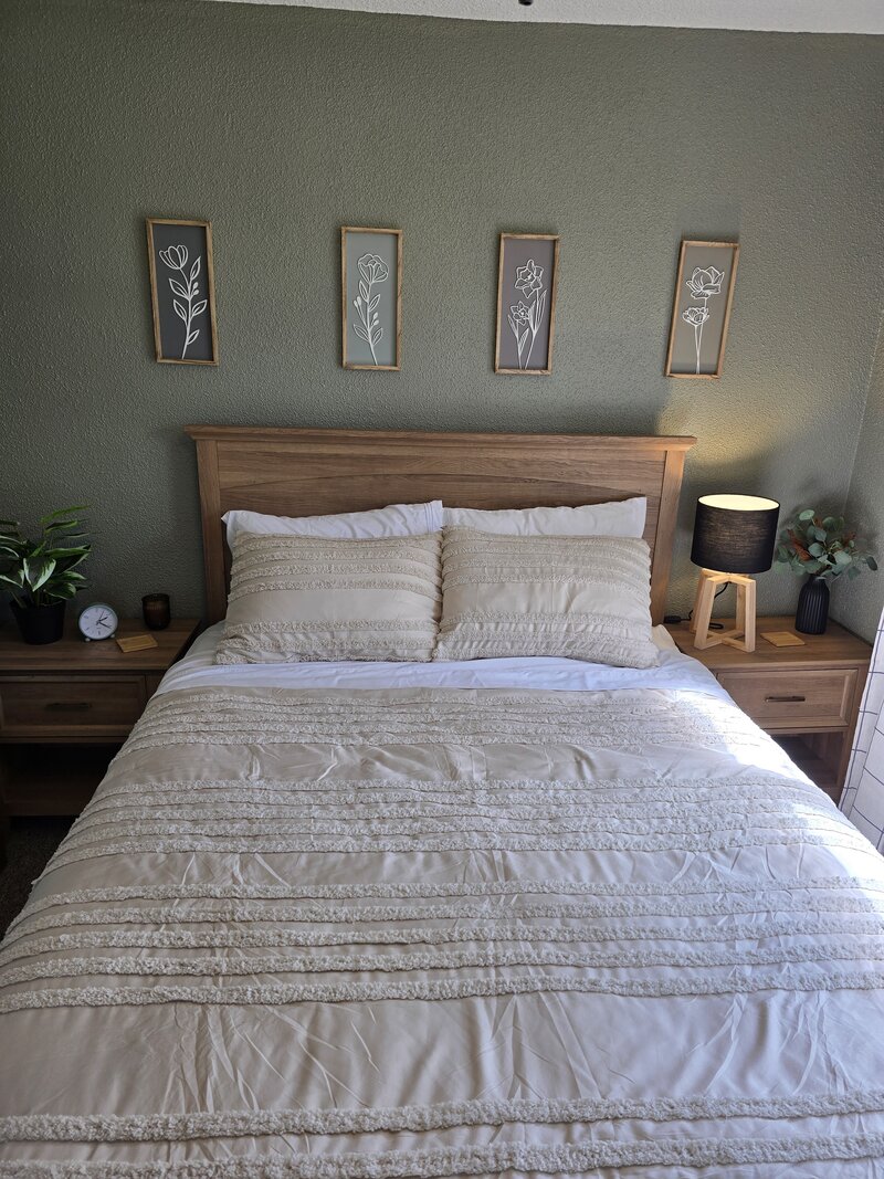 Wedding Venue Lodging Floral room