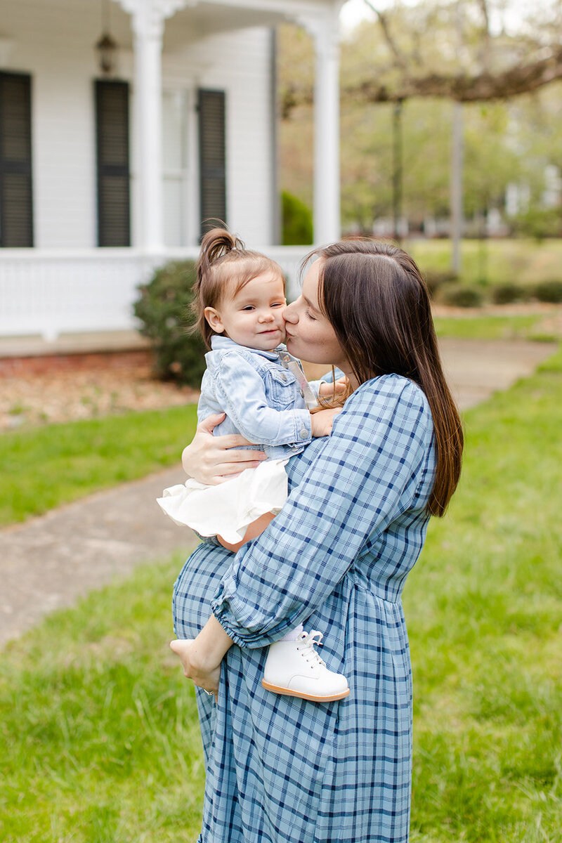 Wake Forest NC Maternity_Katelyn Shelley Photography_Woundy Family-1 (12)