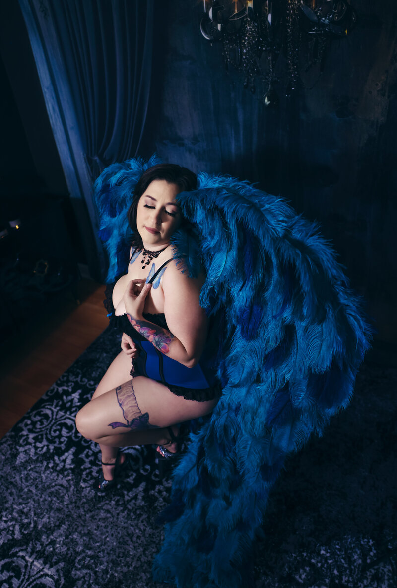 savannah-boudoir-angel-wings-corset-04