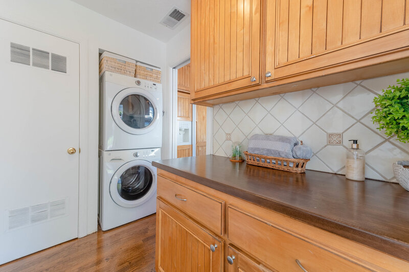 016_Laundry Room