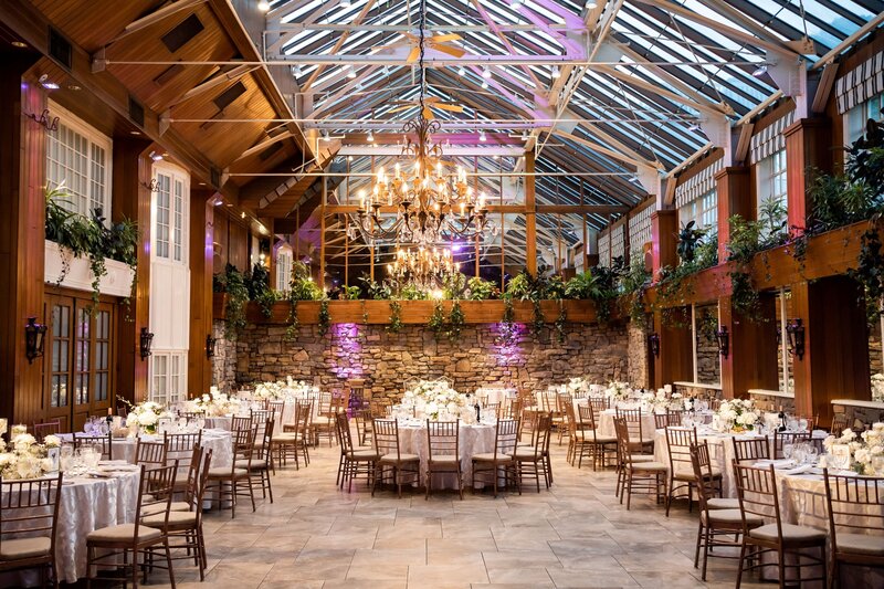 emma-cleary-new-york-nyc-wedding-photographer-videographer-venue-fox-hollow-11