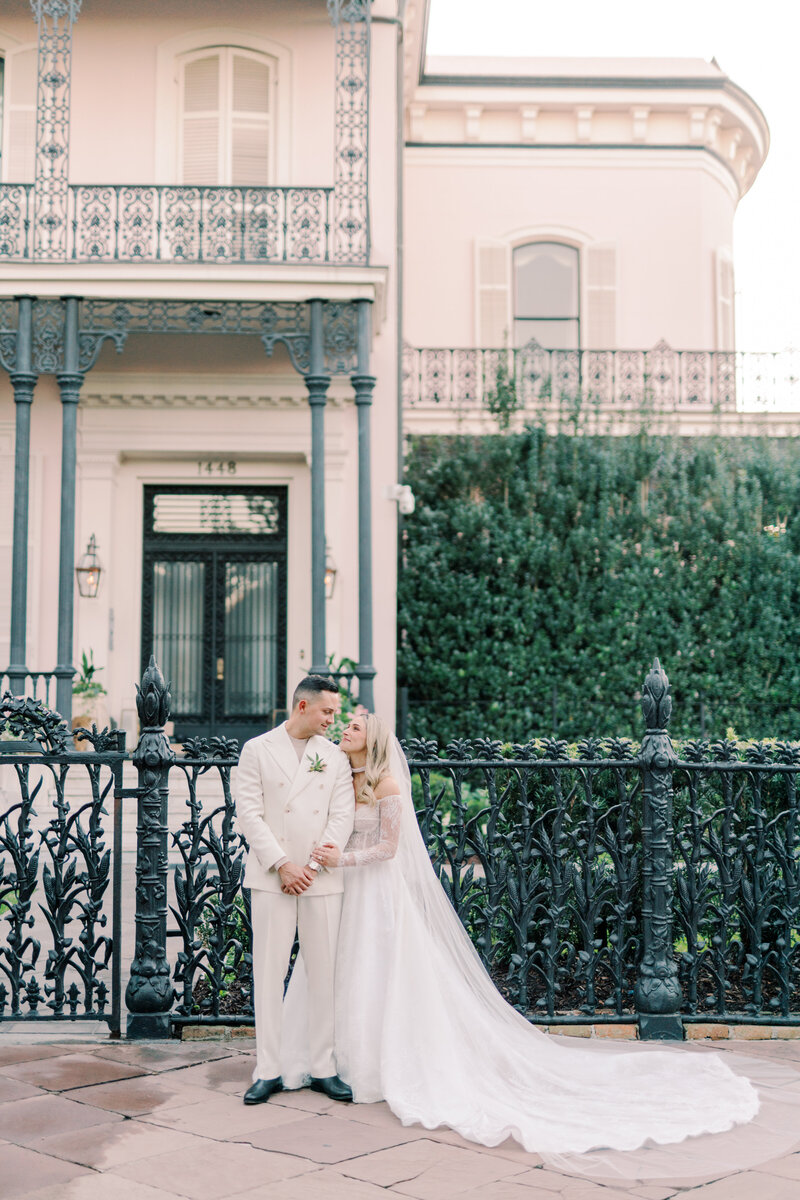 Bride and Groom in the New Orleans Garden district on their wedding day