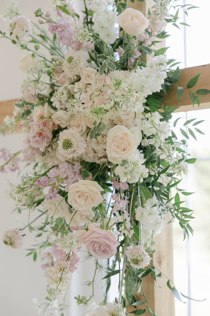 Hand-crafted floral arrangements by Kendra’s Events, serving Granbury, Weatherford, Glen Rose, Cleburne, and DFW.