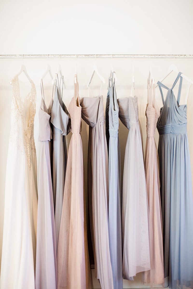 coordinating dresses by Knoxville Wedding Photographer, Amanda May Photos