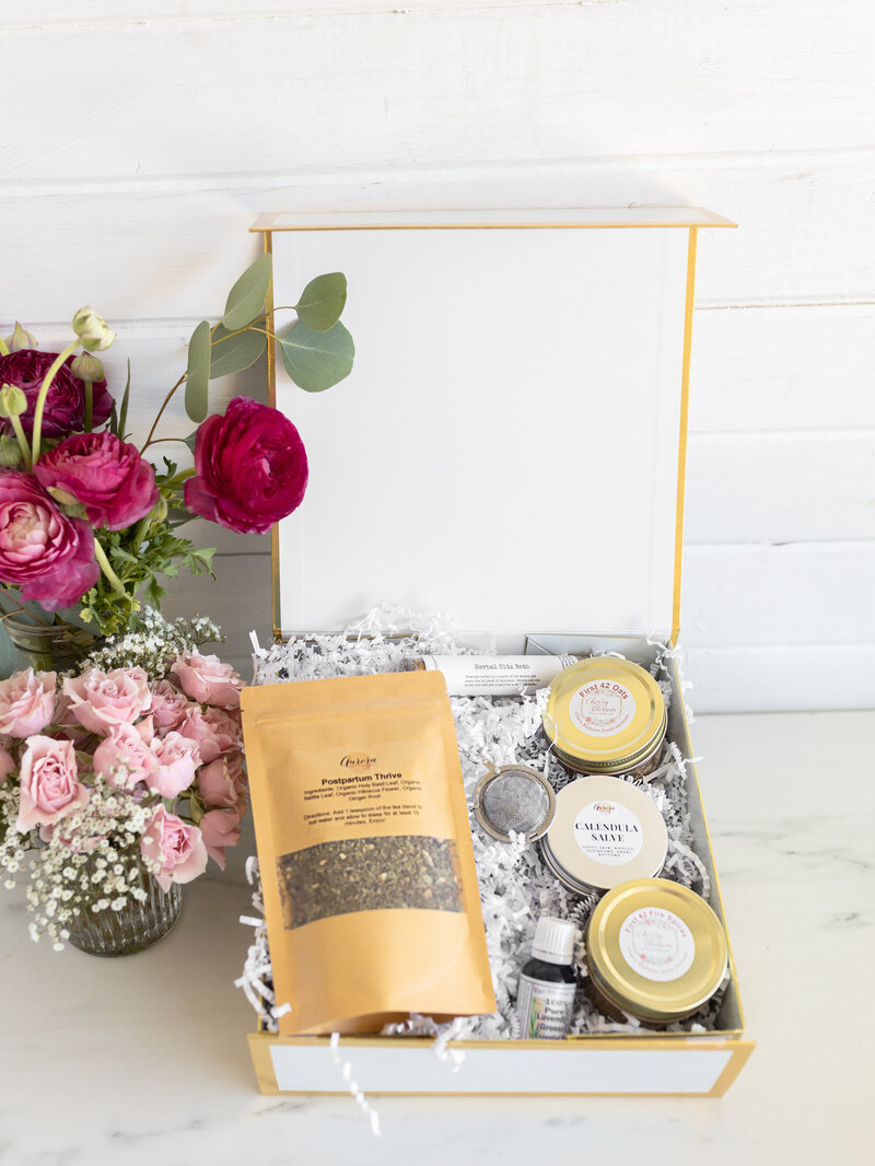 Products for a gift box for new mothers