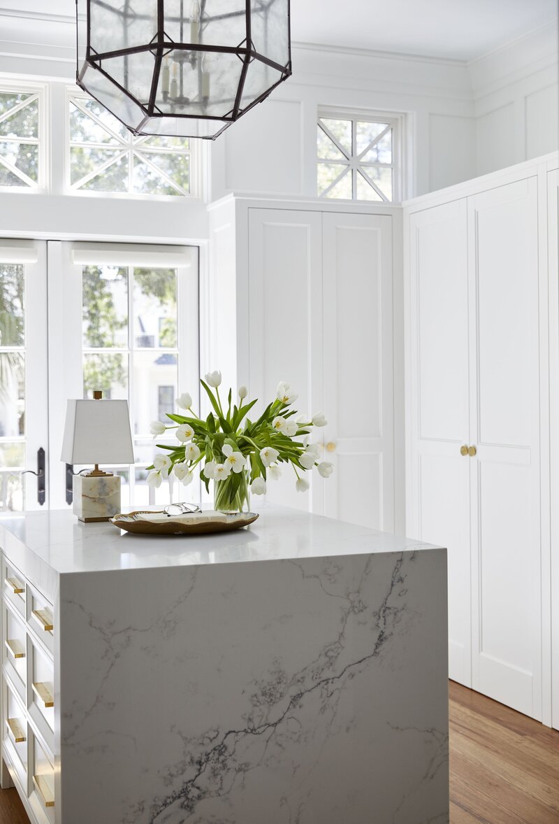 4.HISMASTERCLOSET1_JBD_KLOBUCAR