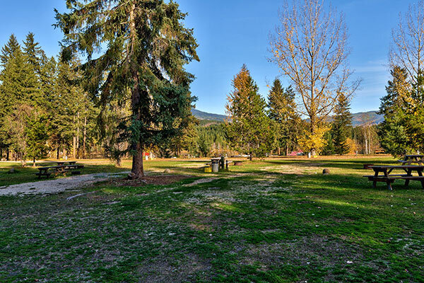Dutch-Lake-RV-and-Motorhome-Clearwater-BC