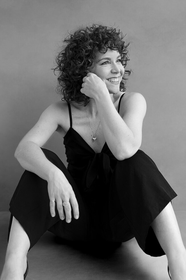 Wedding photographer based in Montreal. Portrait of Sophie Asselin. Romantic & editorial wedding photography in Montreal.