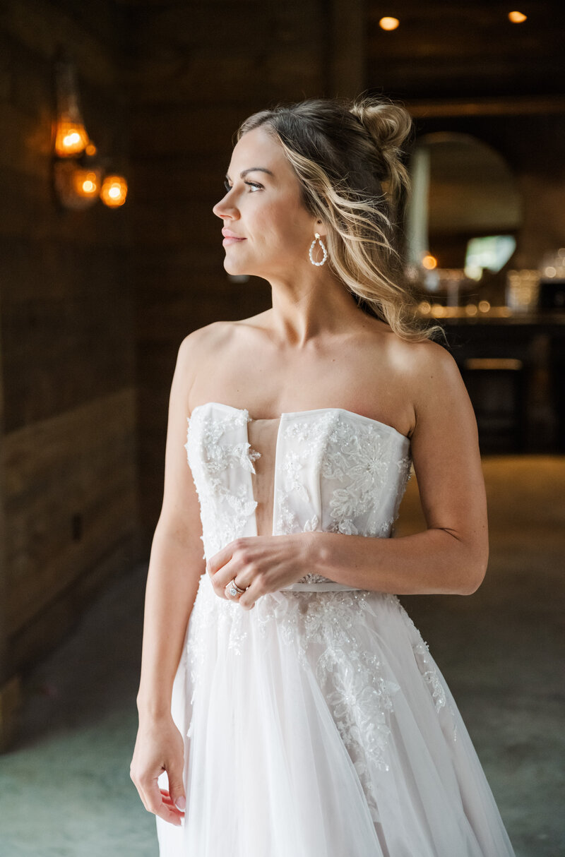 bride getting ready shots