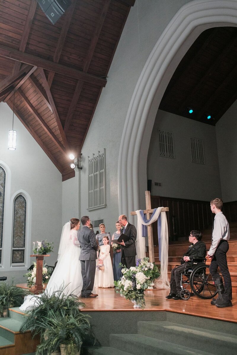 Mike&JulieBeneaththeOaksWedding-325