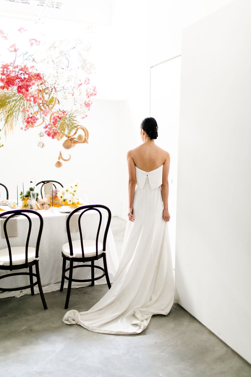 445Singapore Modern Art Gallery Wedding Editorial Photography_MARITHA MAE