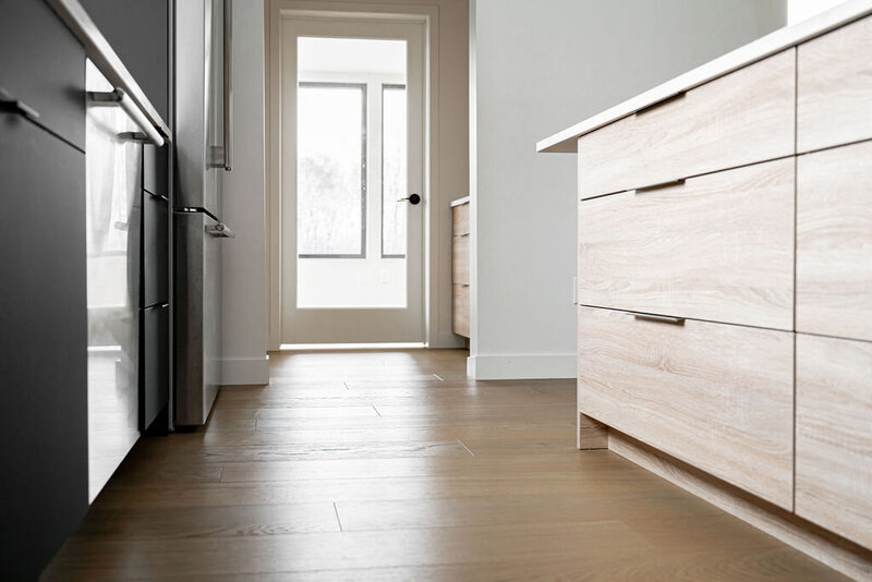 modern-minimalist-kitchen-cabinets