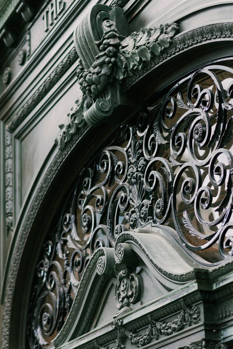 Classic Black-Tie Summer Wedding at the Detroit Institute of Arts Museum, the Premier Arts Museum in Michigan