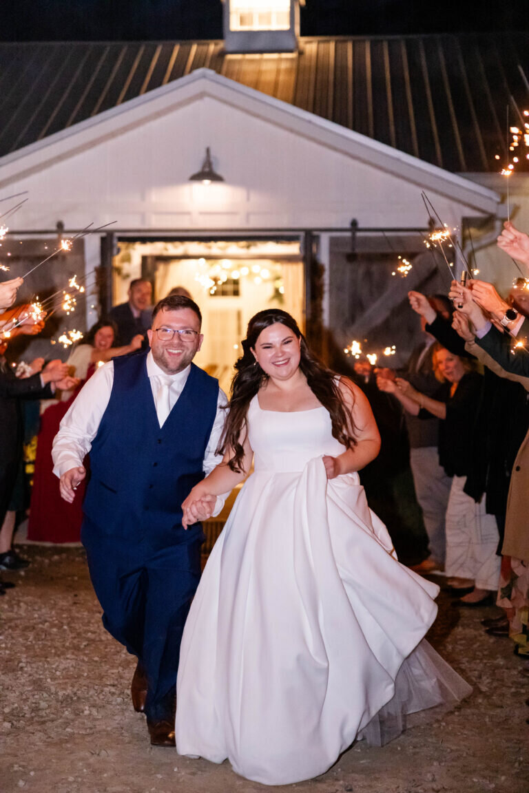 TheFarmAtHarvestHillsFallClassyWedding0100-768x1152