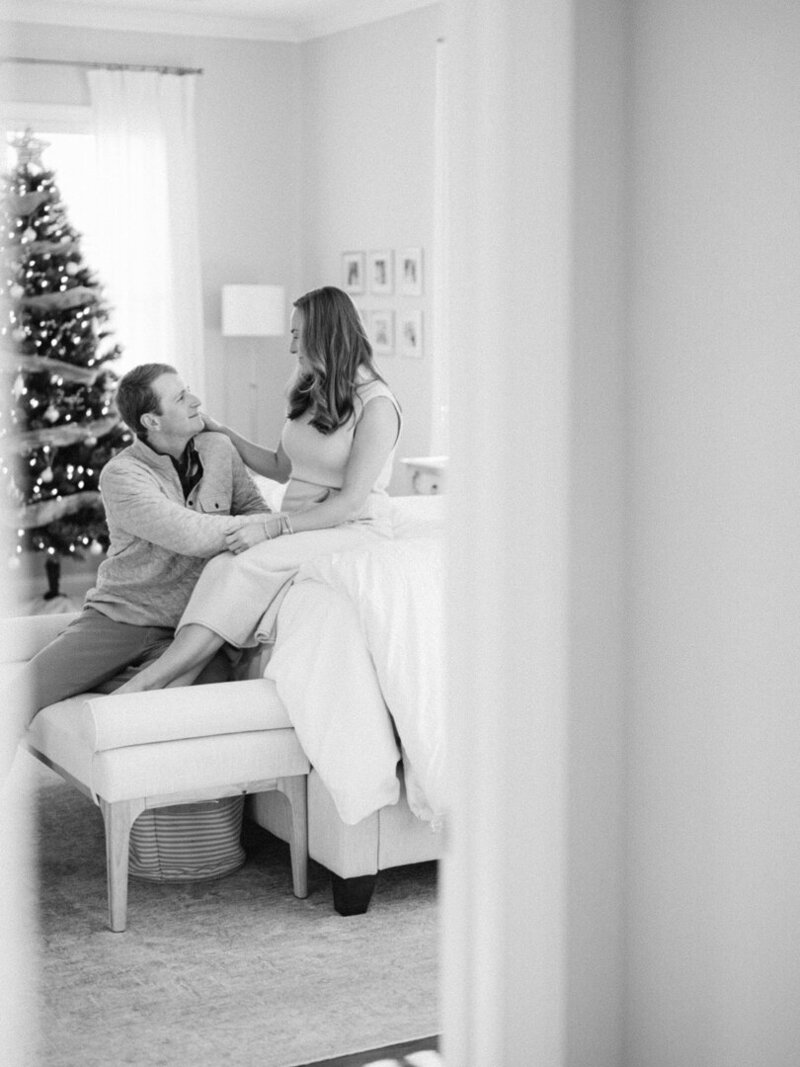 Auburn-AL-Pregnancy-Announcement-Photographer-7402586