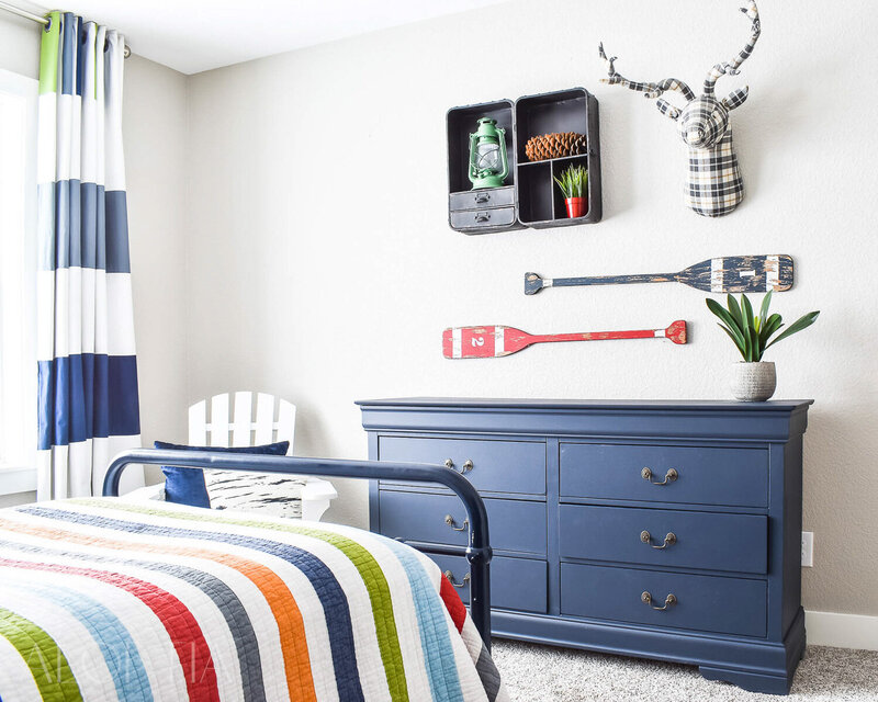 Tween-Boys-Colorful-Adventure-Bedroom-Colorado-10