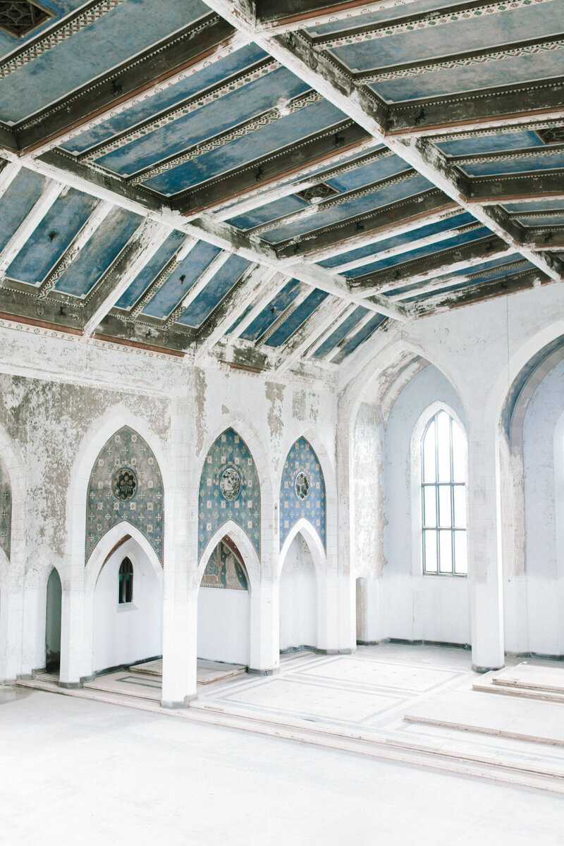 light-filled abandoned cathedral, stunning ruins wedding venue, destination wedding in Croatia