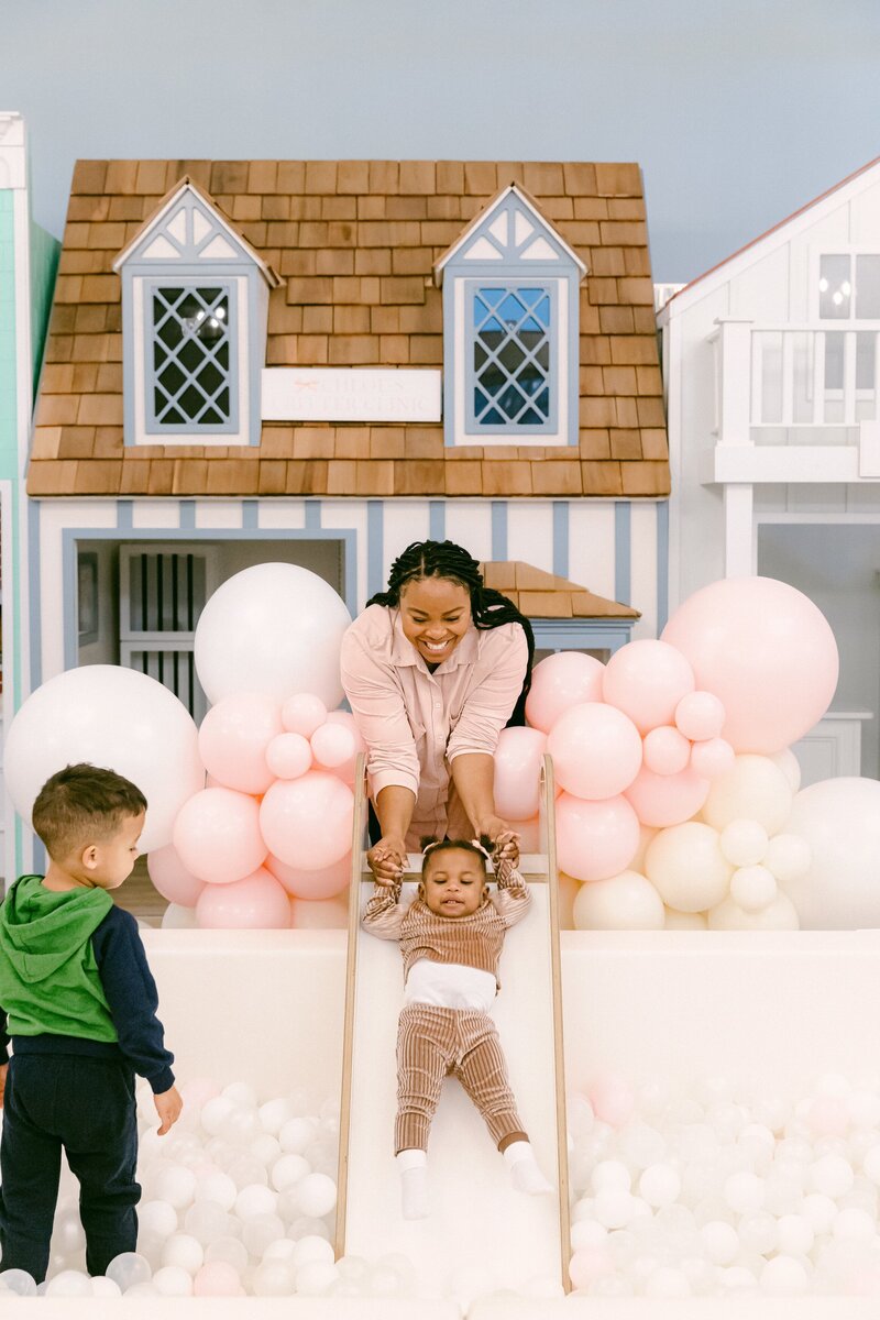 ModernLittleEvents__ChloesFirstBirthday_CourtneyBreedenPhotography-58