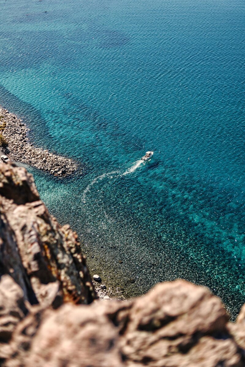 mer-plage-corse-bâteau