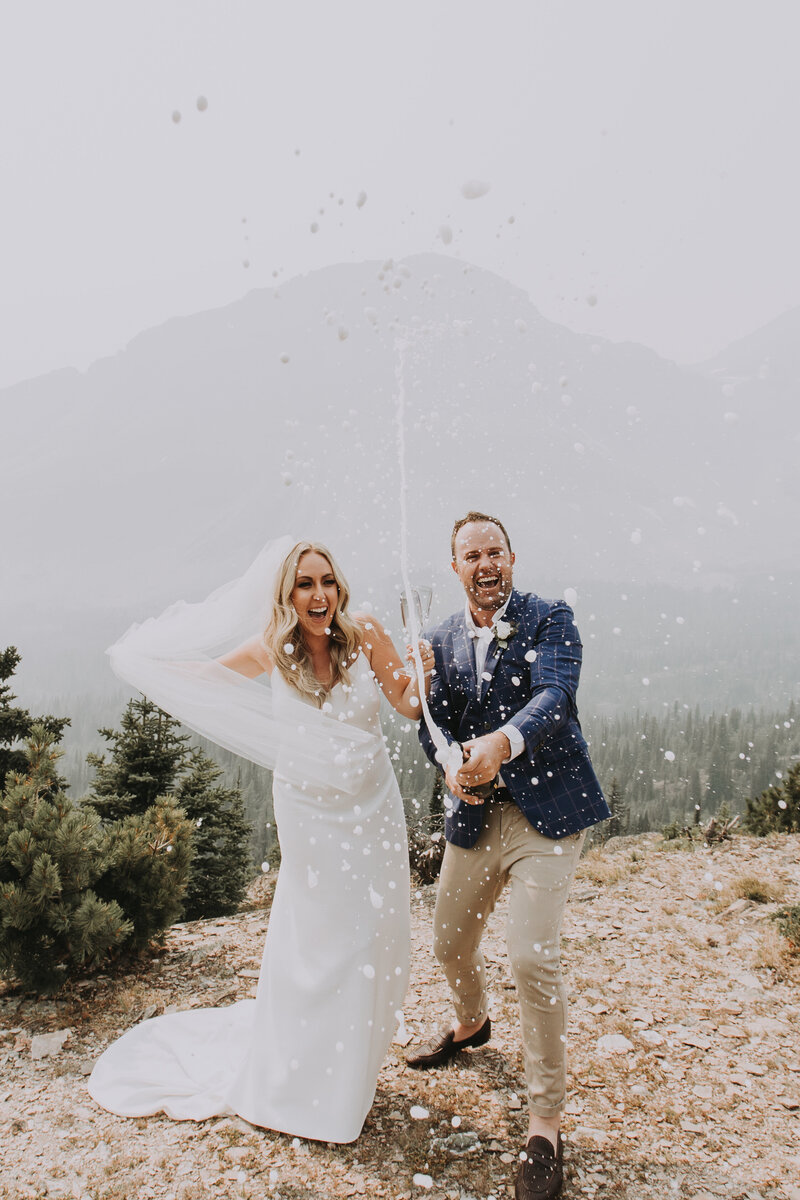 Rocky Mountain Elopements  Elope in the Canadian Rockies