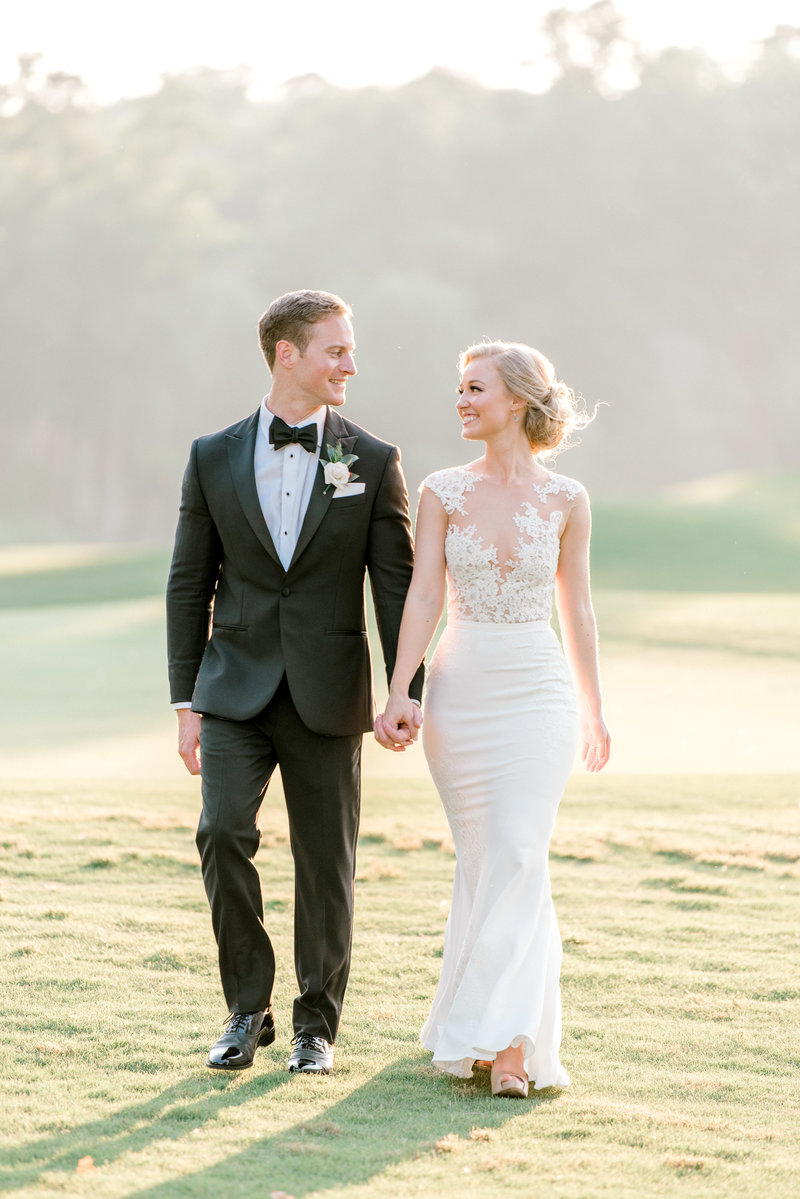 charlotte-wedding-photographer-firethorne-country-club-wedding-golf-course-fine-art-bright-and-airy-film-photographer-alyssa-frost-photography-11