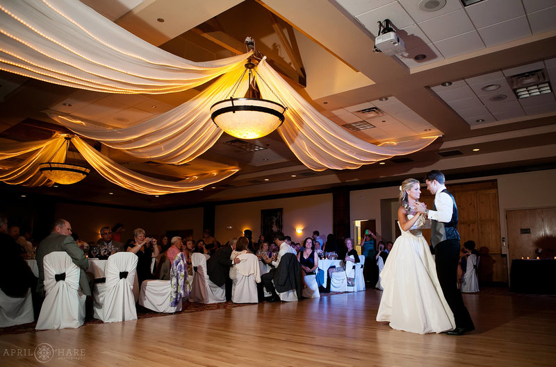 Ballroom-Reception-Room-Golf-Club-Wedding-Venue-Heritage-Eagle-Bend-in-Aurora-Colorado