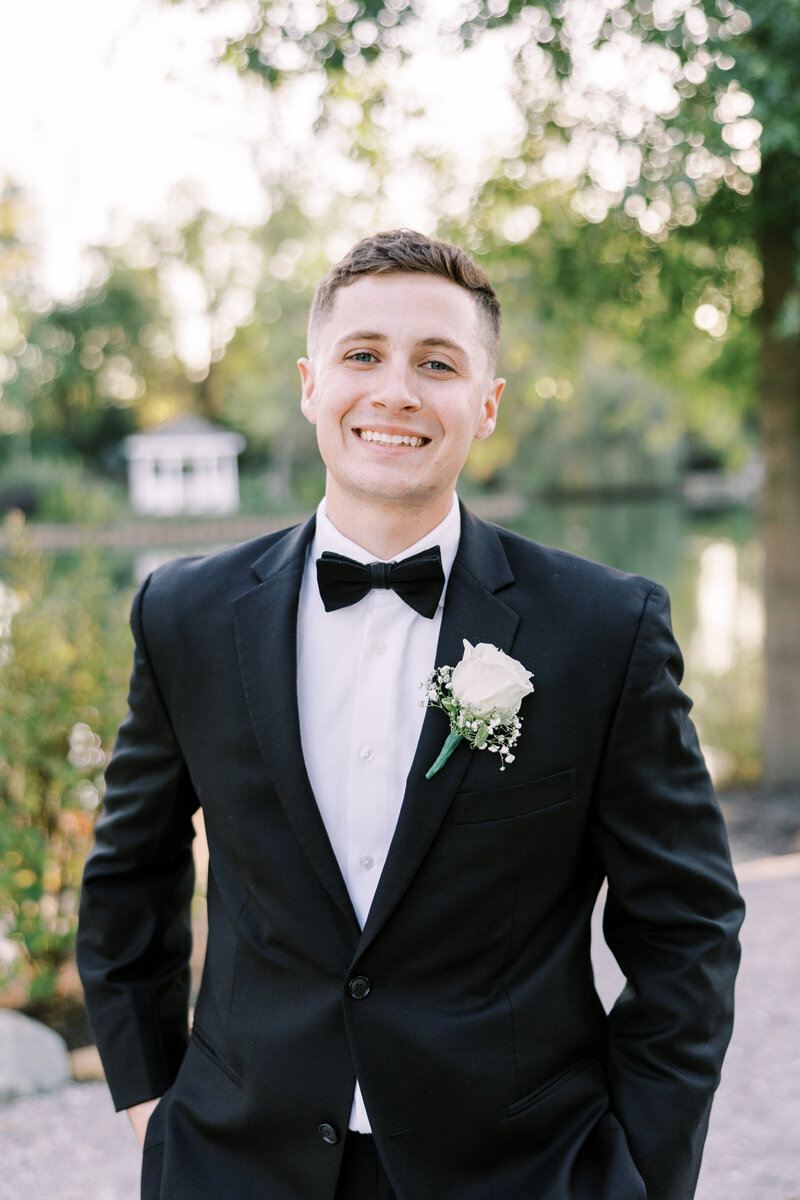 swan-lake-event-center-wedding-03