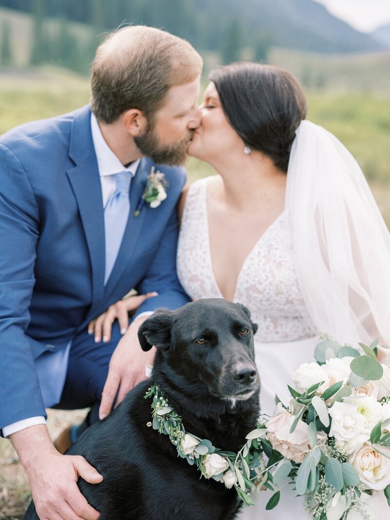 Joyful and Playful Wedding in Crested Butte_0027