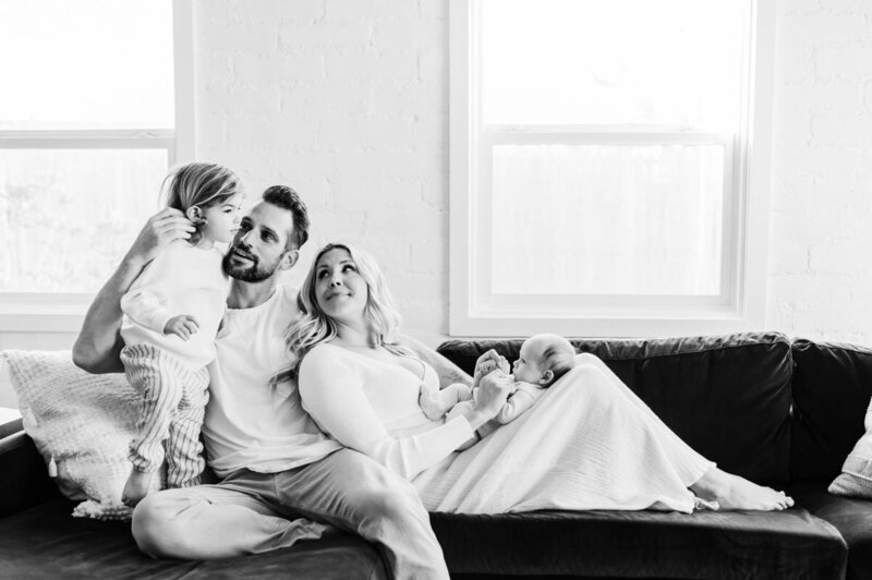 Oliver-newborn-living-room-chevy-chase-md