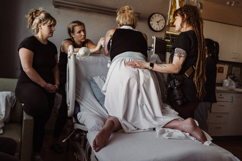 portland-birth-doula-natalie-broders-at-a-hospital-birth-2024-2