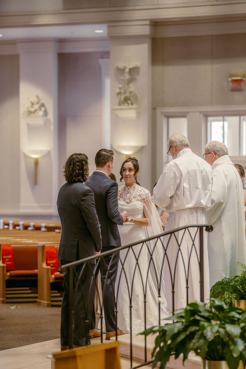 Bride and groom in Nashville TN wedding 