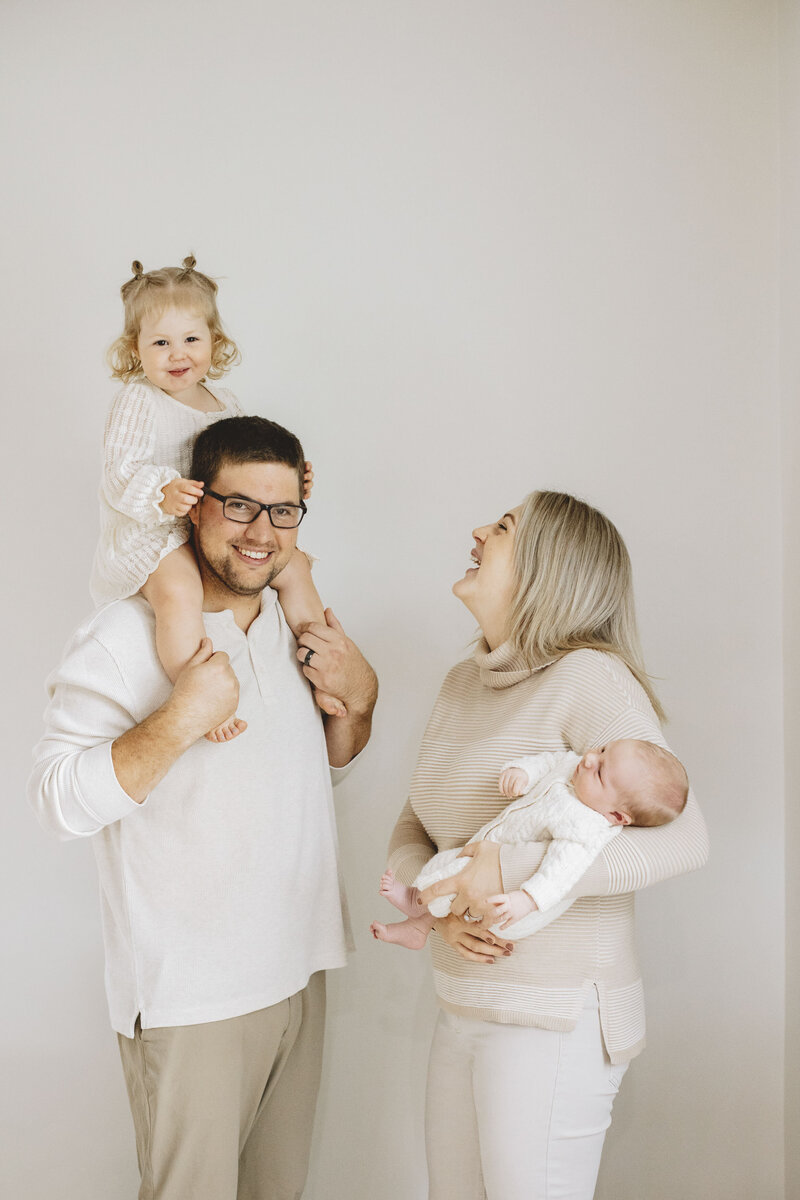 forwebsitetorontonewbornfamilyphotographer_77