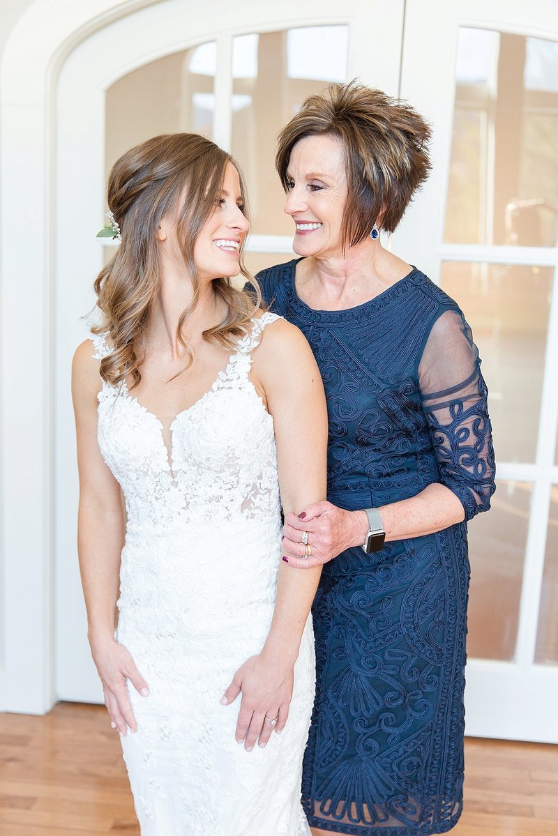 chestnut-ridge-wedding-canton-nc-cassie-travais-36