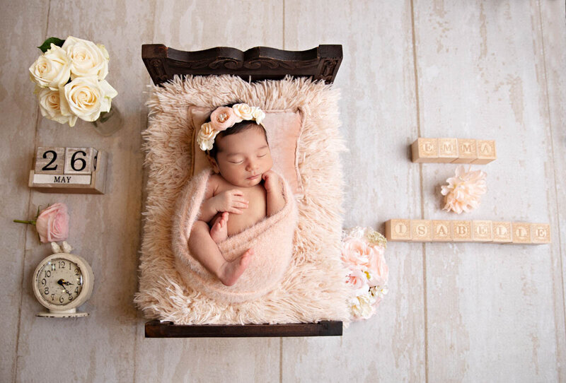 San Antonio baby newborn photography studio lifestyle newborn photographer luxury photo studio