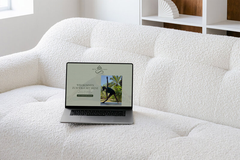 Mockup einer Website für Yogalehrerin Irene, minimalistisch gestaltet