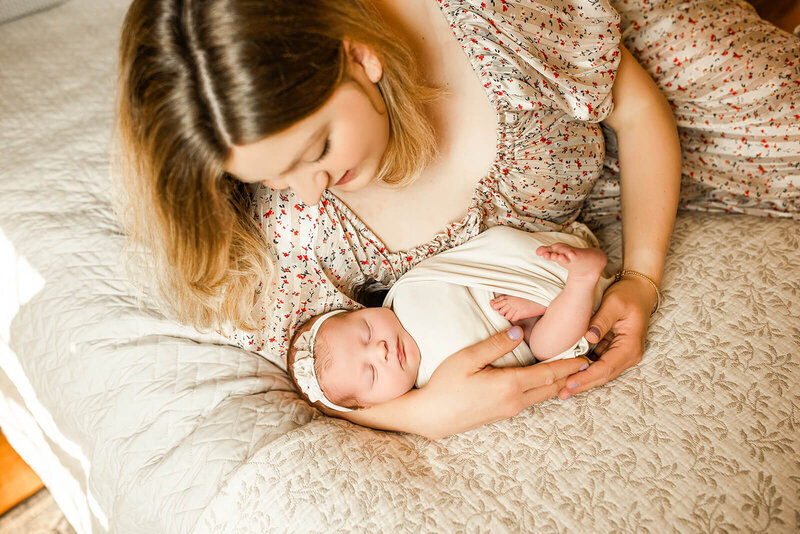 in-home-newborn-lifestyle-harrisburg-Newborn-59_websize