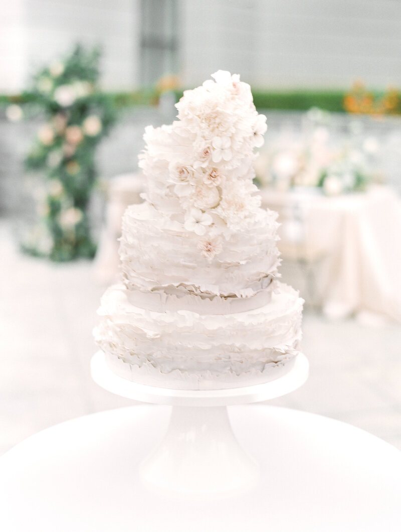 Novalee-Events-Nemacolin-Pennsylvania-Wedding-Planner-Alex-Robba-Cake