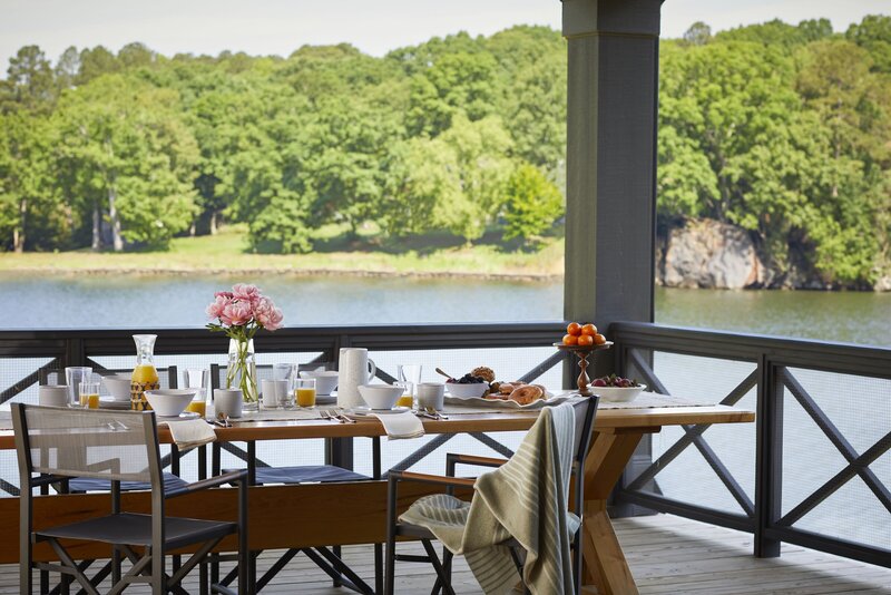 9.EXTERIORPORCHDINING_JBD_USSERY