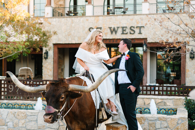 allisonbolinphoto-fort-worth-colorful-fall-wedding-29