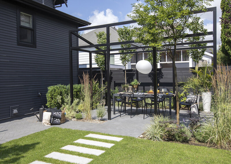 black white and bright backyard Megan Baker Interiors2