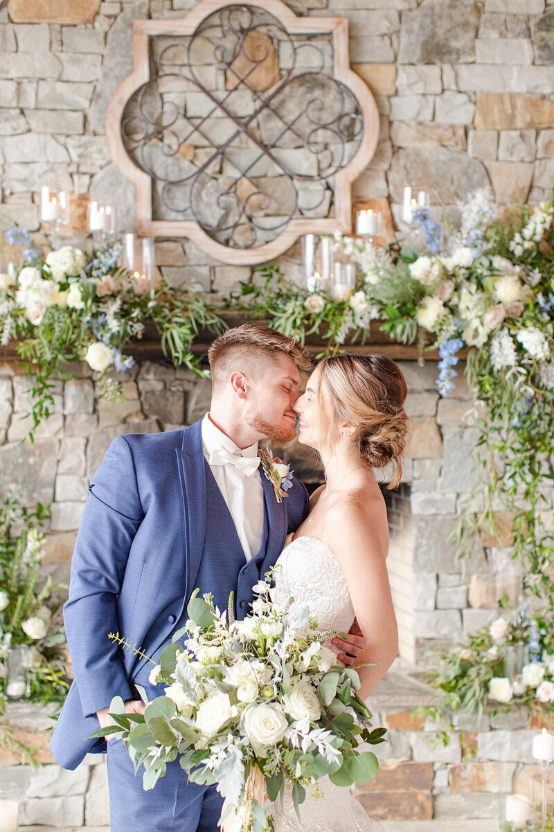 Hidden Hill Blue & Ivory_Katelyn Shelley Photography-1 (2)