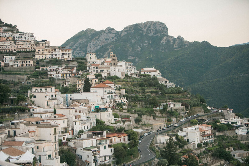 101-Amalfi-Coast-Belmond-Caruso-Hotel-Ravello-Italy- Destination-Wedding-Photographer-Lisa-Vigliotta-Photography