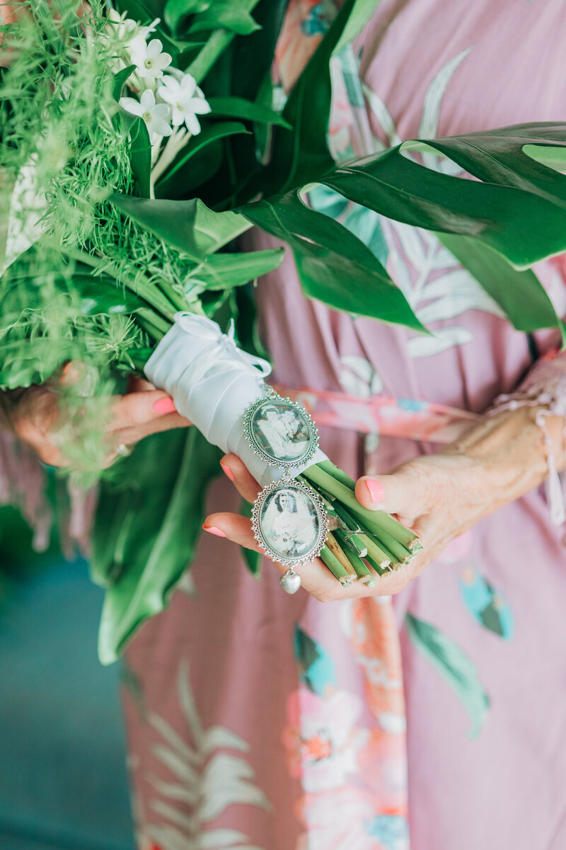bridal bouquet details