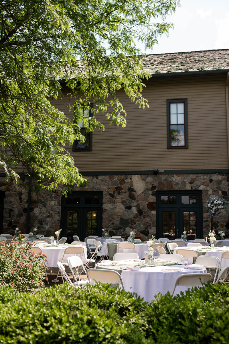 7-K&M - Grand Ledge Opera House Wedding - Mariah Kasten Photo